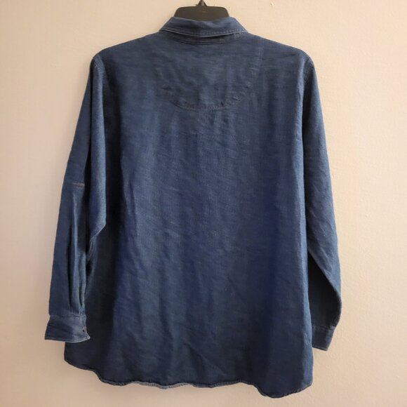 Women's 2X Plus Cotton Chambray Button Down Blouse Shacket Floral Embroidery Art - Picture 2 of 9